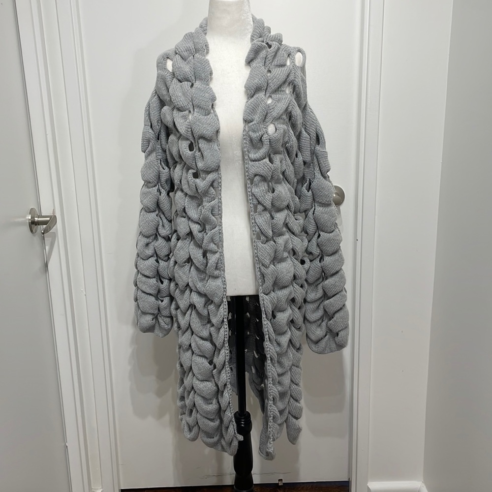 HOST PICK🎉FIMFI Long abstract long cardigan. $60 One Size